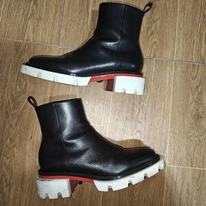 Christian Louboutin Maxiboot Flat Calf 37.5 Black Calfskin Lug Sole Chelsea Boot